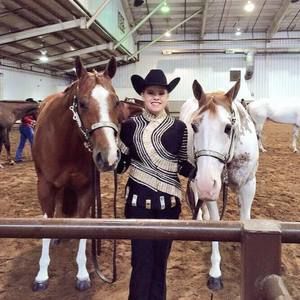 Meet your Posher, Alyssa